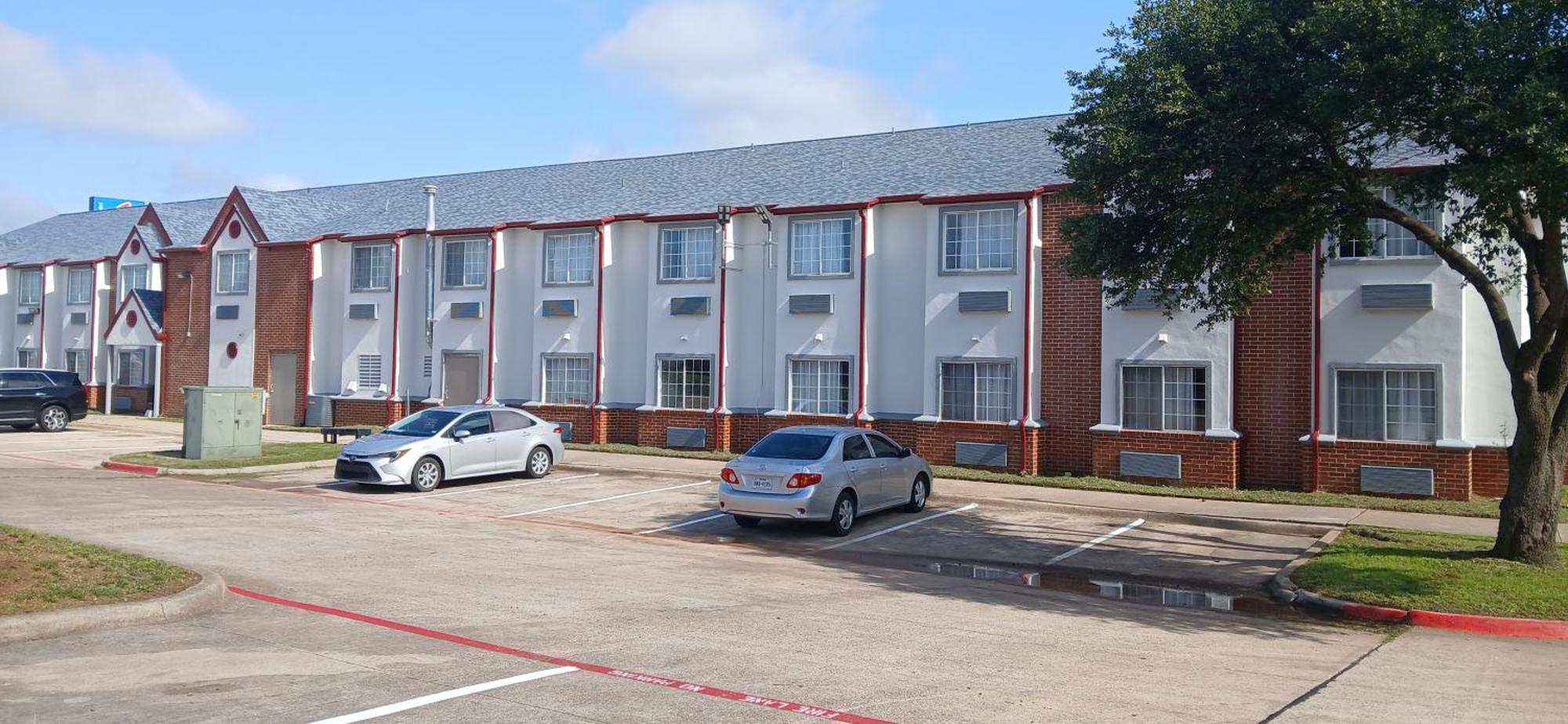 Red Roof Inn & Suites Euless - Dfw Airport Southwest Экстерьер фото