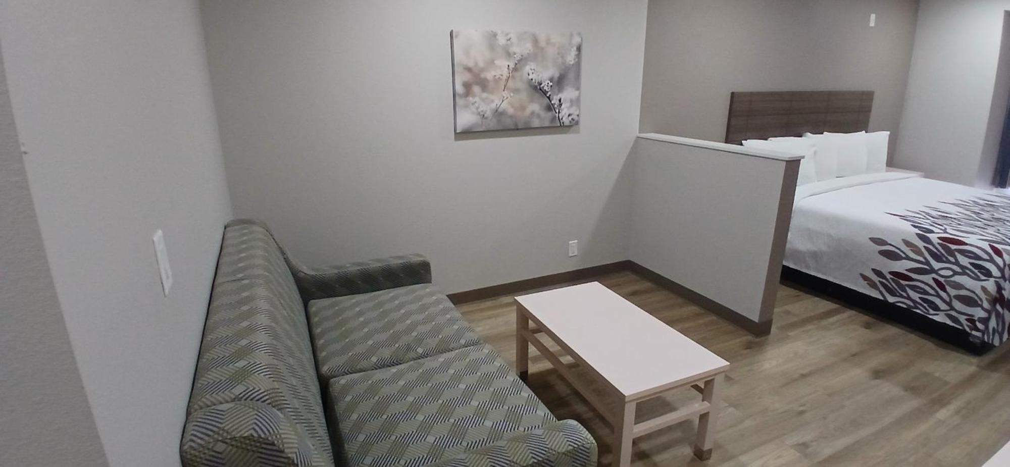 Red Roof Inn & Suites Euless - Dfw Airport Southwest Экстерьер фото