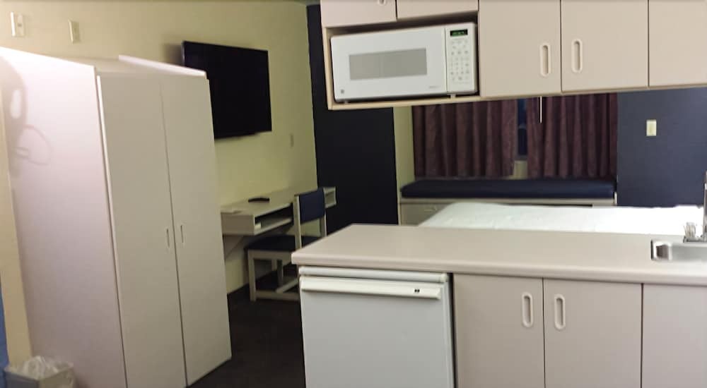 Red Roof Inn & Suites Euless - Dfw Airport Southwest Экстерьер фото